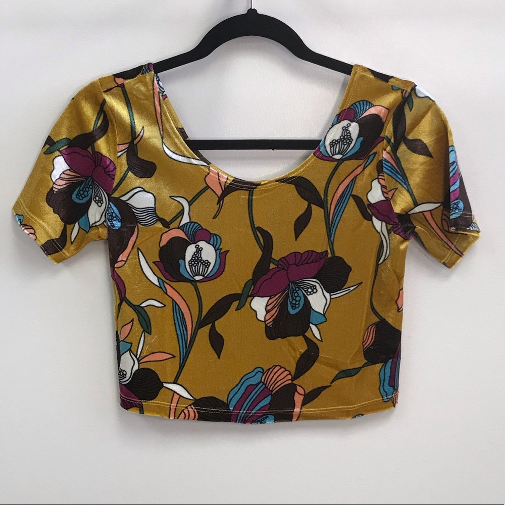 Velvet yellow floral crop